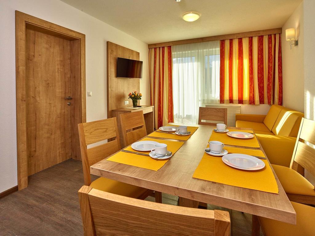 Appartement Gaestehaus Bergkristall 솔덴 객실 사진