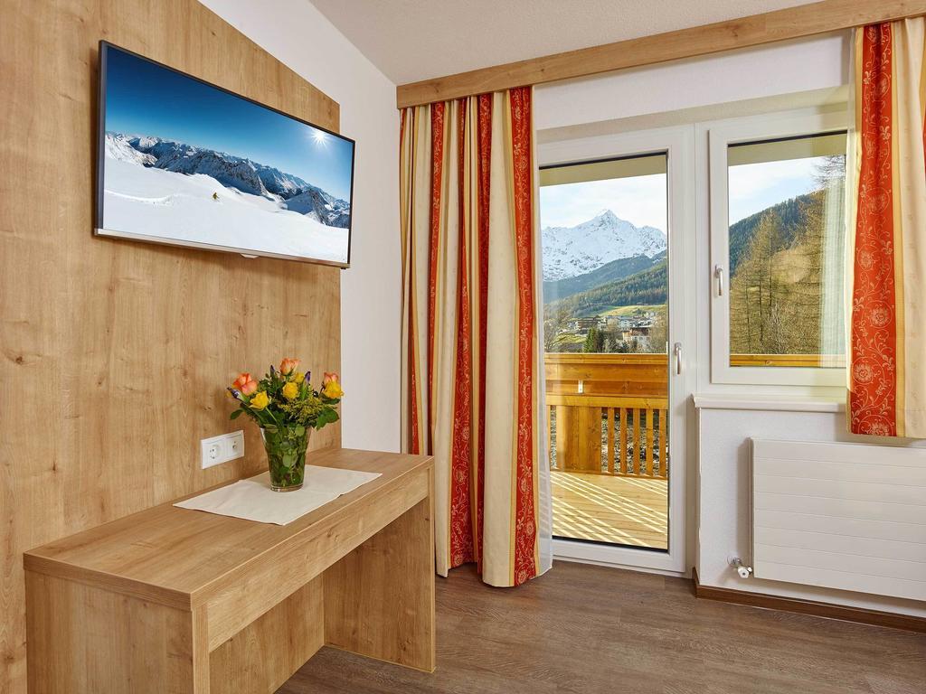 Appartement Gaestehaus Bergkristall 솔덴 객실 사진